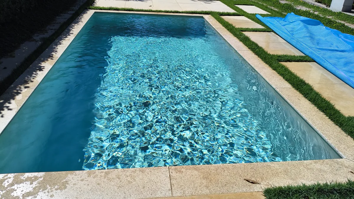 Piscina residencial atendida no Jatobá em Sousas